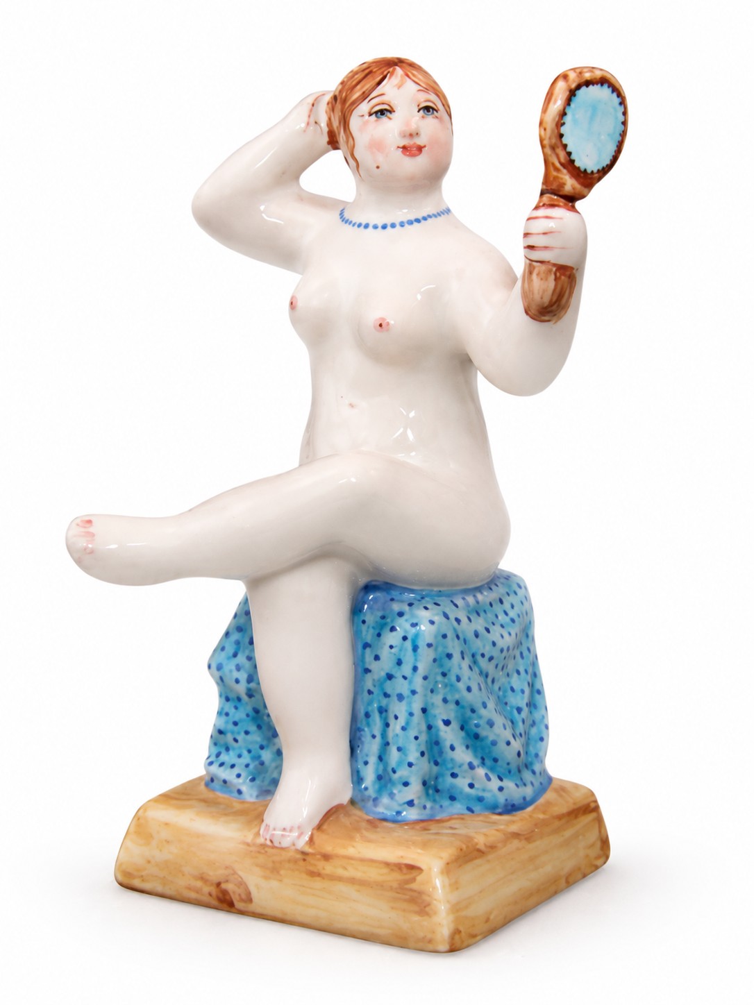 Скульптура «Женщина с зеркальцем» Майолика. 45 x 115 мм.
