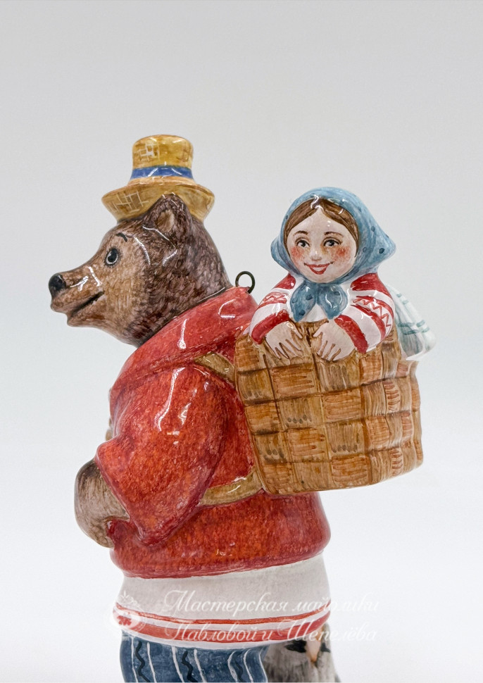 Елочная игрушка «Маша с медведем» Майолика. 55 x 120 мм.