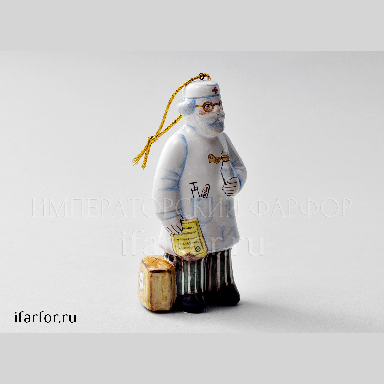 Елочная игрушка «Айболит» Форма: Айболит. Майолика. 55 x 115 мм.