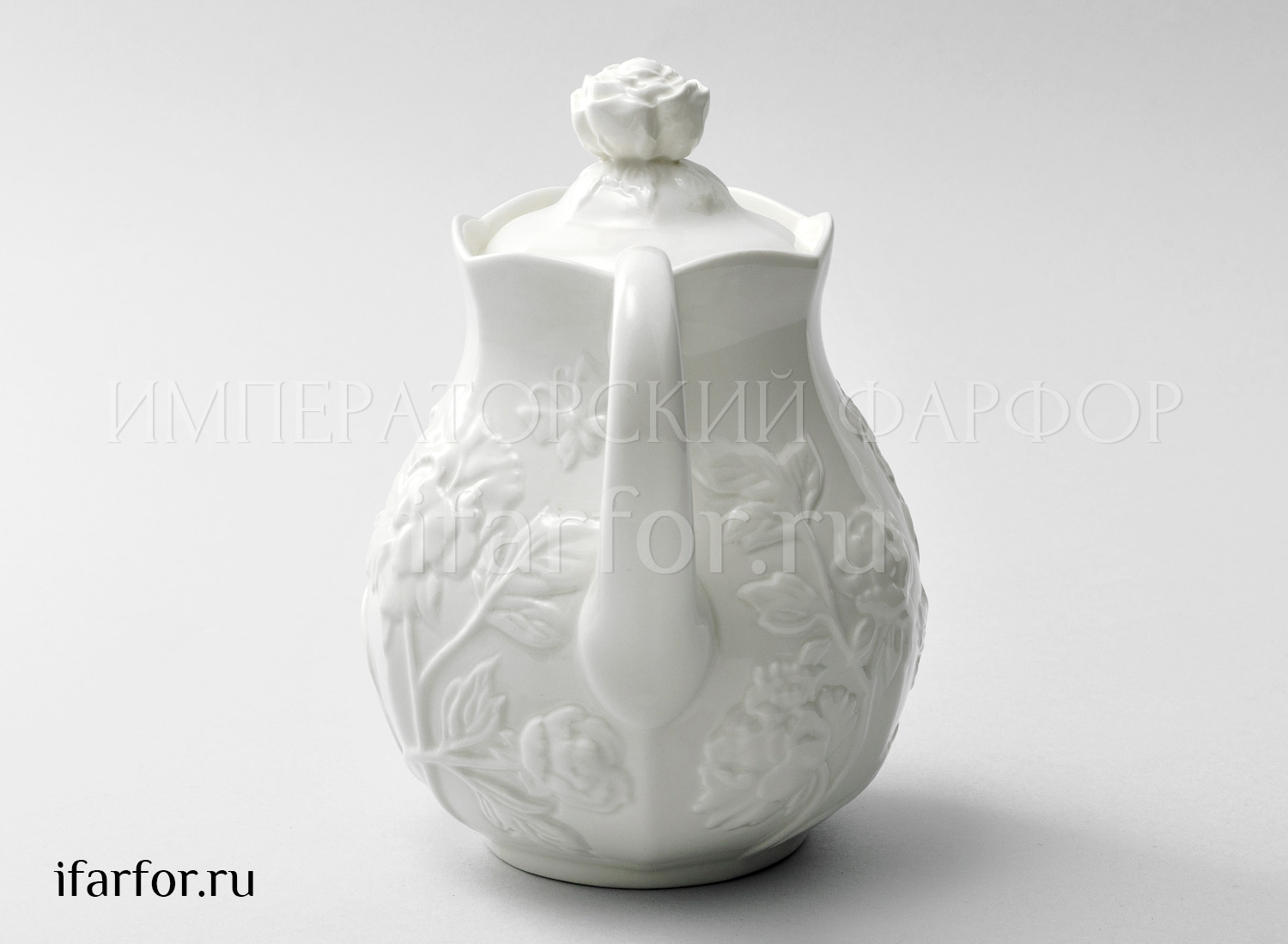 Чайник заварочный «Цветочный рельеф Ivory» Фарфор. 840 мл.