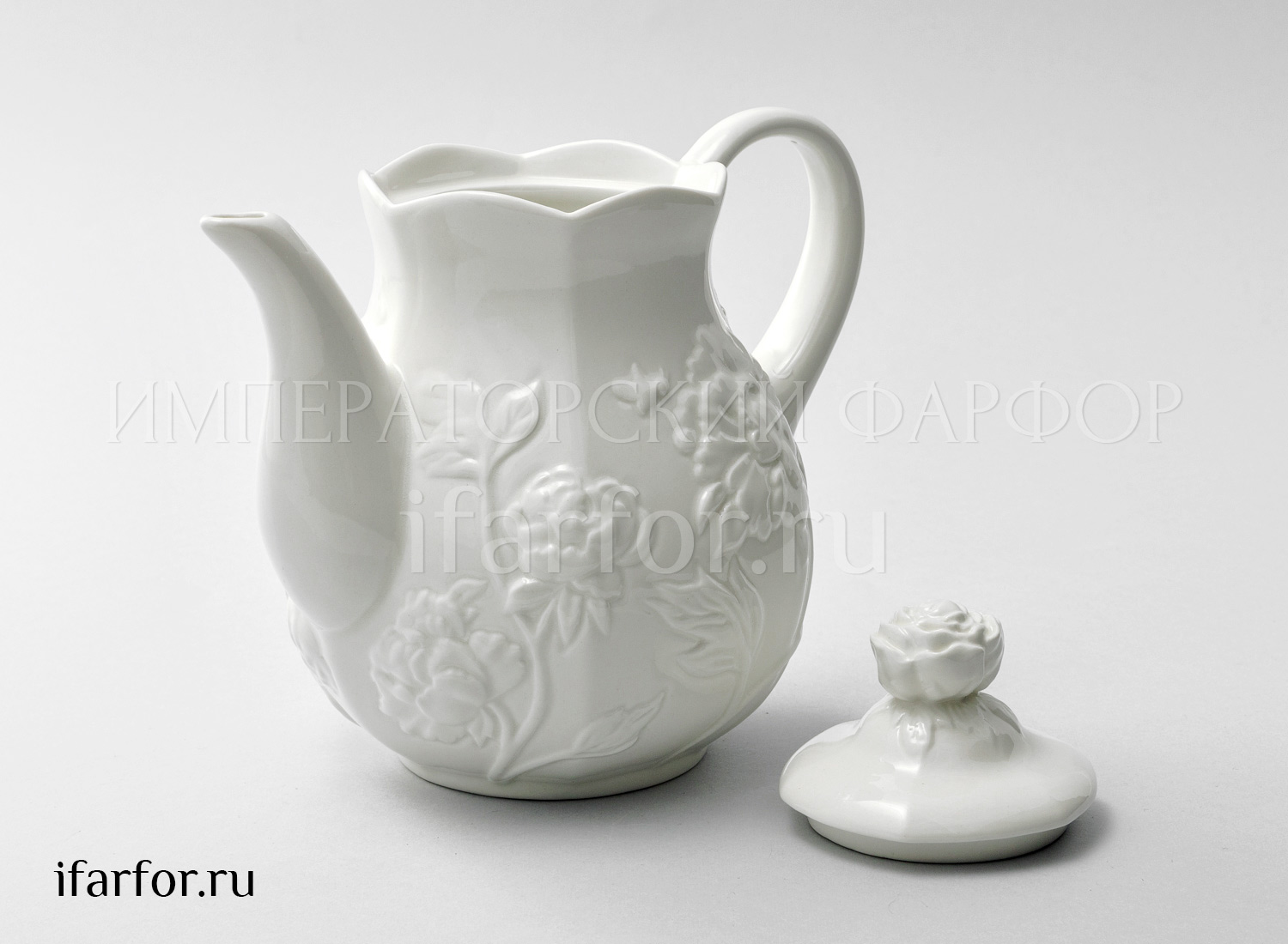 Чайник заварочный «Цветочный рельеф Ivory» Фарфор. 840 мл.