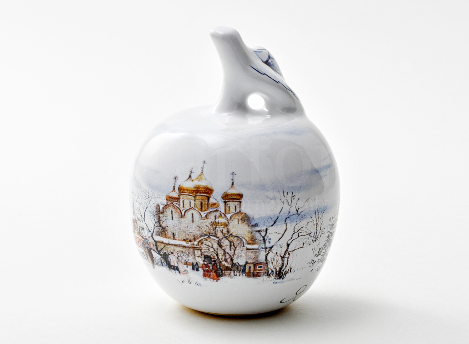 Скульптура «Яблоко» Форма: Яблоко. Майолика. 90 x 120 мм.