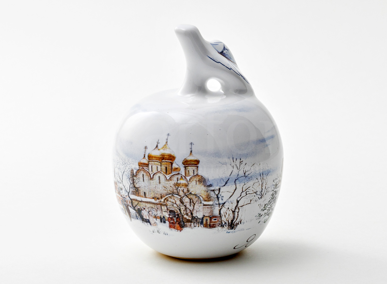 Скульптура «Яблоко» Форма: Яблоко. Майолика. 90 x 120 мм.