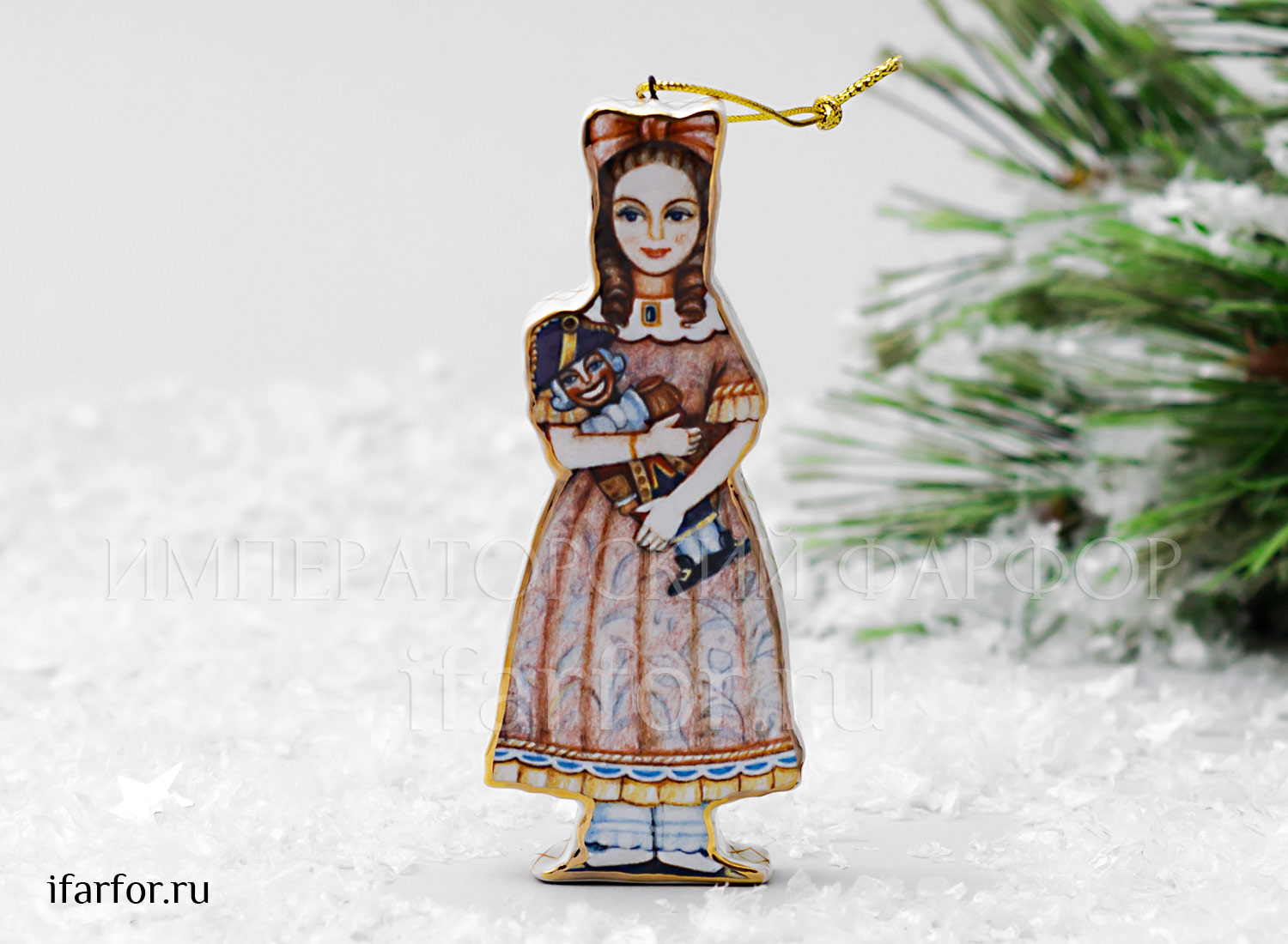 Елочная игрушка «Девочка со щелкунчиком» Форма: Девочка со щелкунчиком. Майолика. 45 x 115 мм.