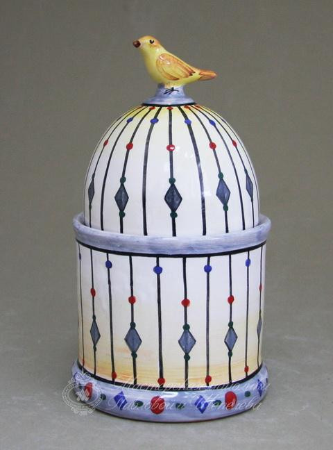 Шкатулка «с птичкой» Майолика. 82 x 150 мм.
