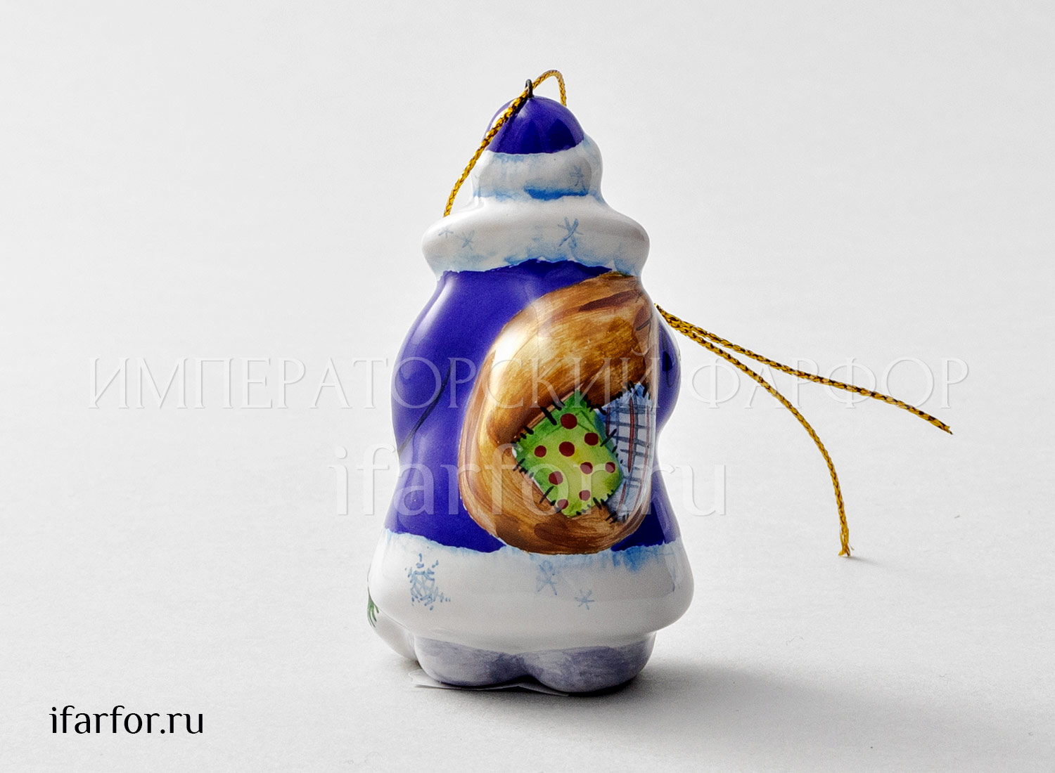 Елочная игрушка «Дед Мороз с елочкой в синей шубе» Майолика. 41 x 50 x 83 мм.