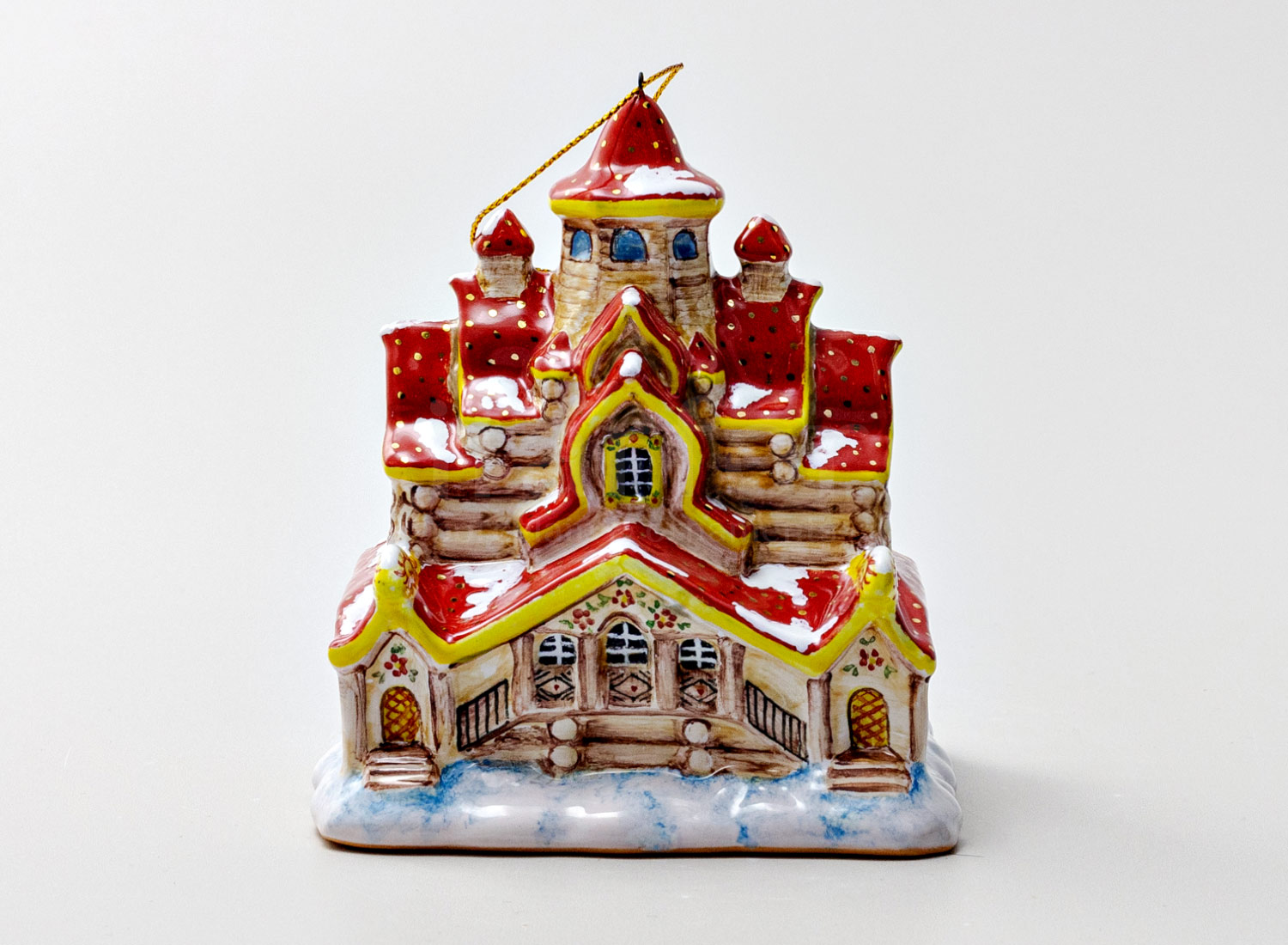 Елочная игрушка «Домик Деда Мороза» Форма: Домик Деда Мороза. Майолика. 95 x 110 мм.