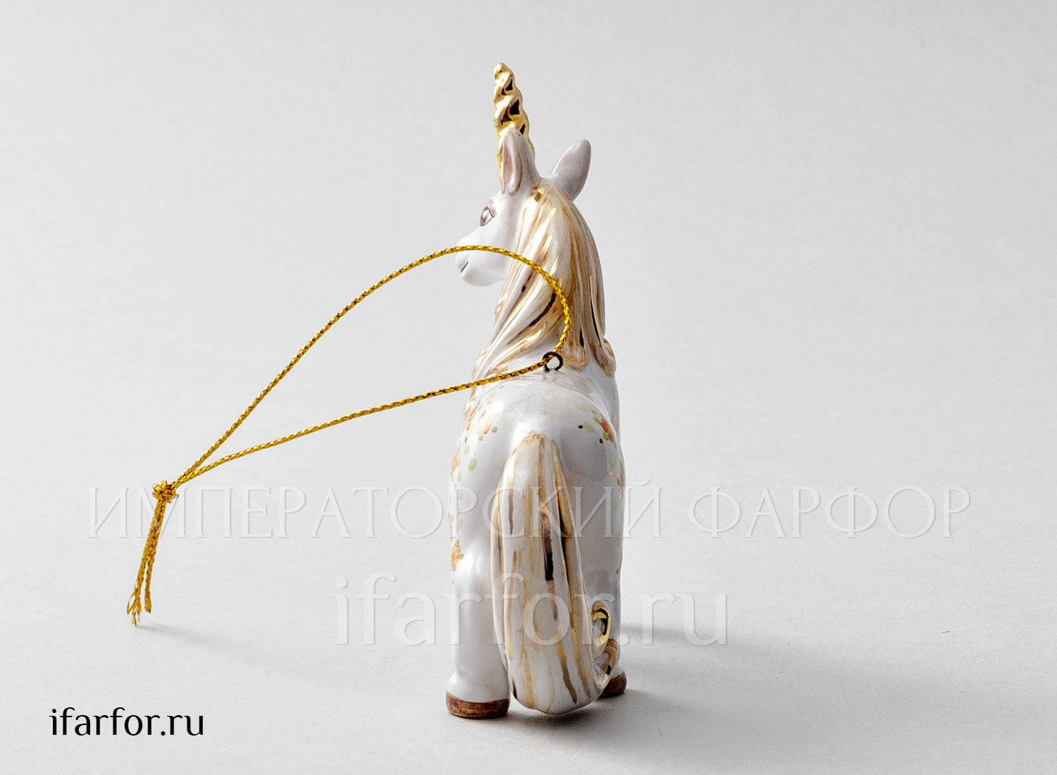 Елочная игрушка «Единорог» Форма: Единорог. Майолика. 90 x 95 мм.