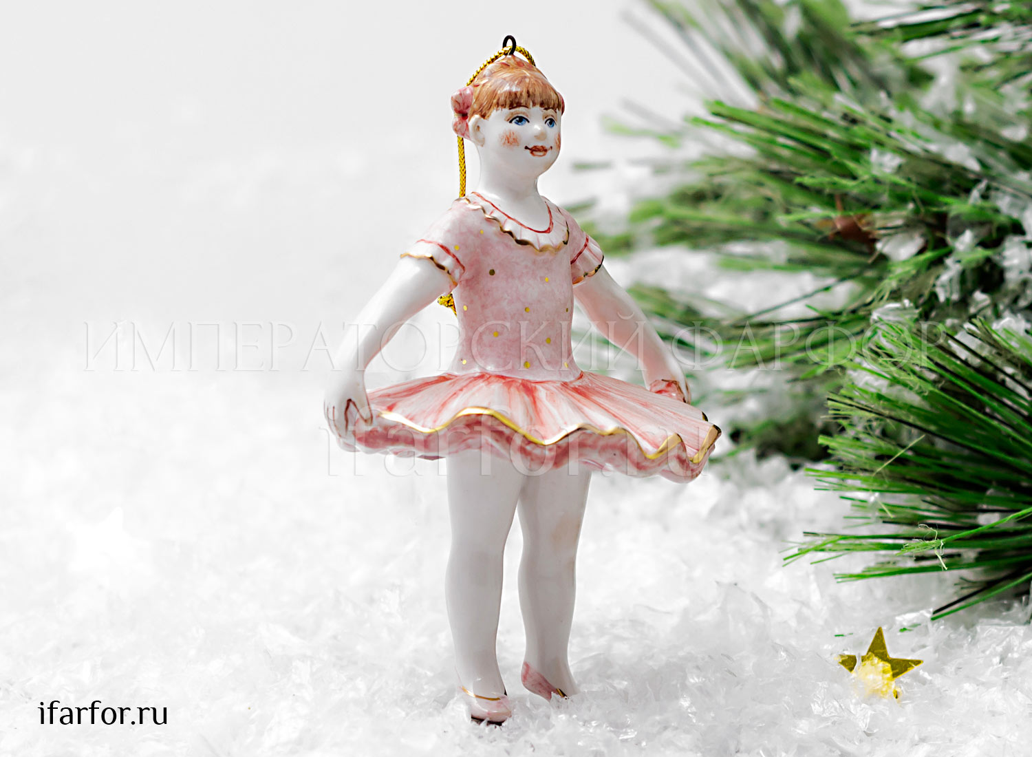 Елочная игрушка «Юная балерина» Форма: Юная балерина. Майолика. 80 x 115 мм.