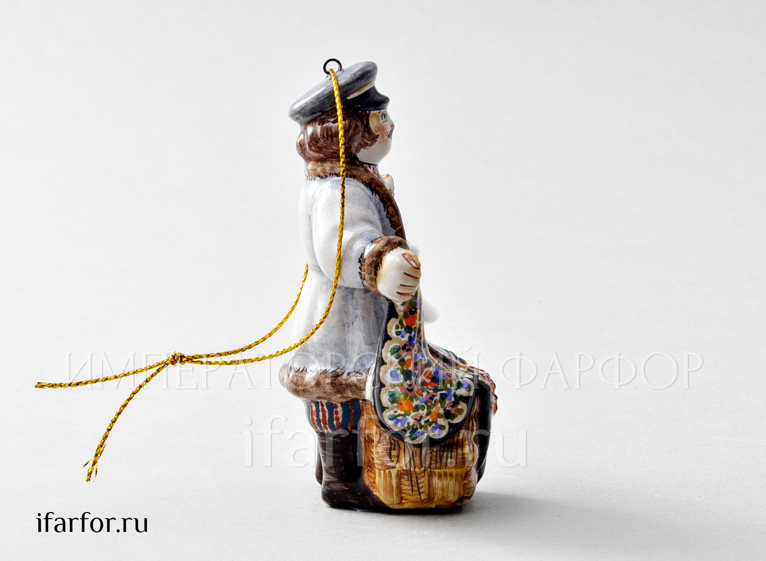 Елочная игрушка «Коробейник» Форма: Коробейник. Майолика. 65 x 100 мм.