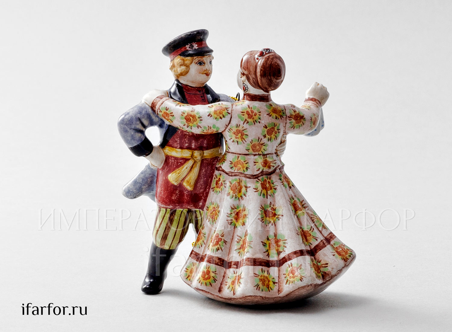 Елочная игрушка «Кадриль» Форма: Кадриль. Майолика. 75 x 90 мм.