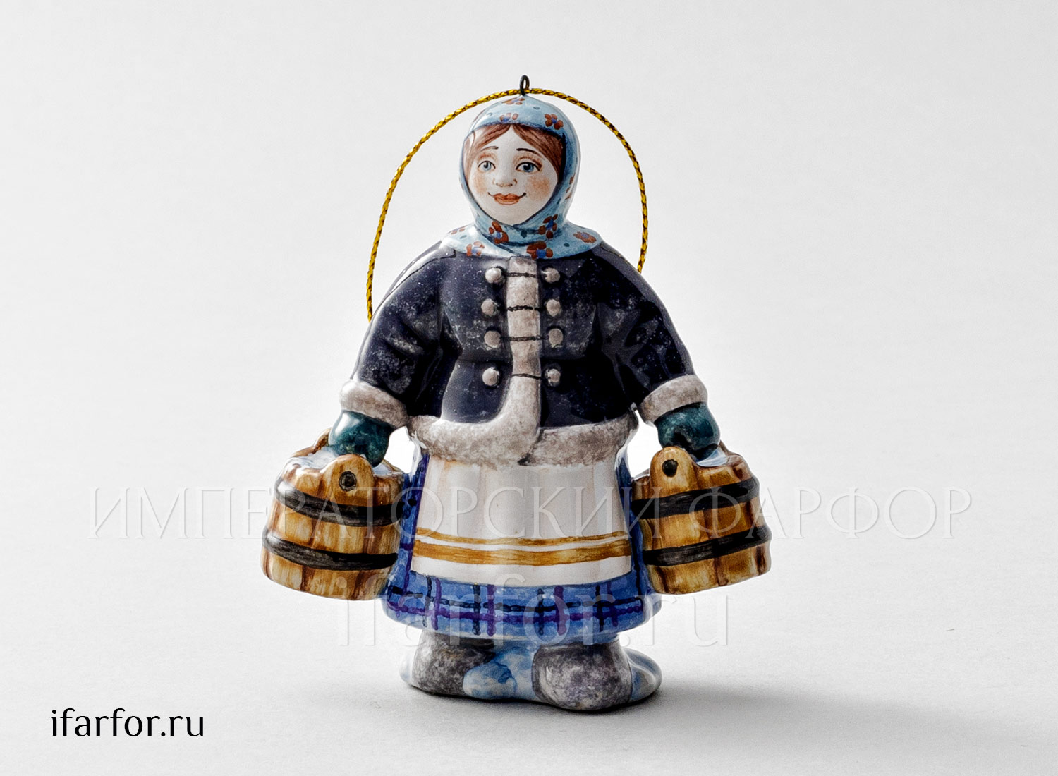 Елочная игрушка «Крестьянка с ведрами» Форма: Крестьянка с ведрами. Майолика. 75 x 90 мм.
