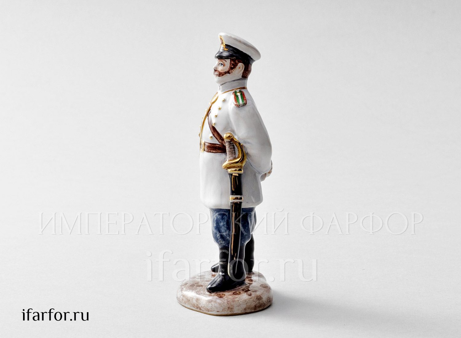 Скульптура «Городовой» Форма: Городовой. Майолика. 65 x 120 мм.