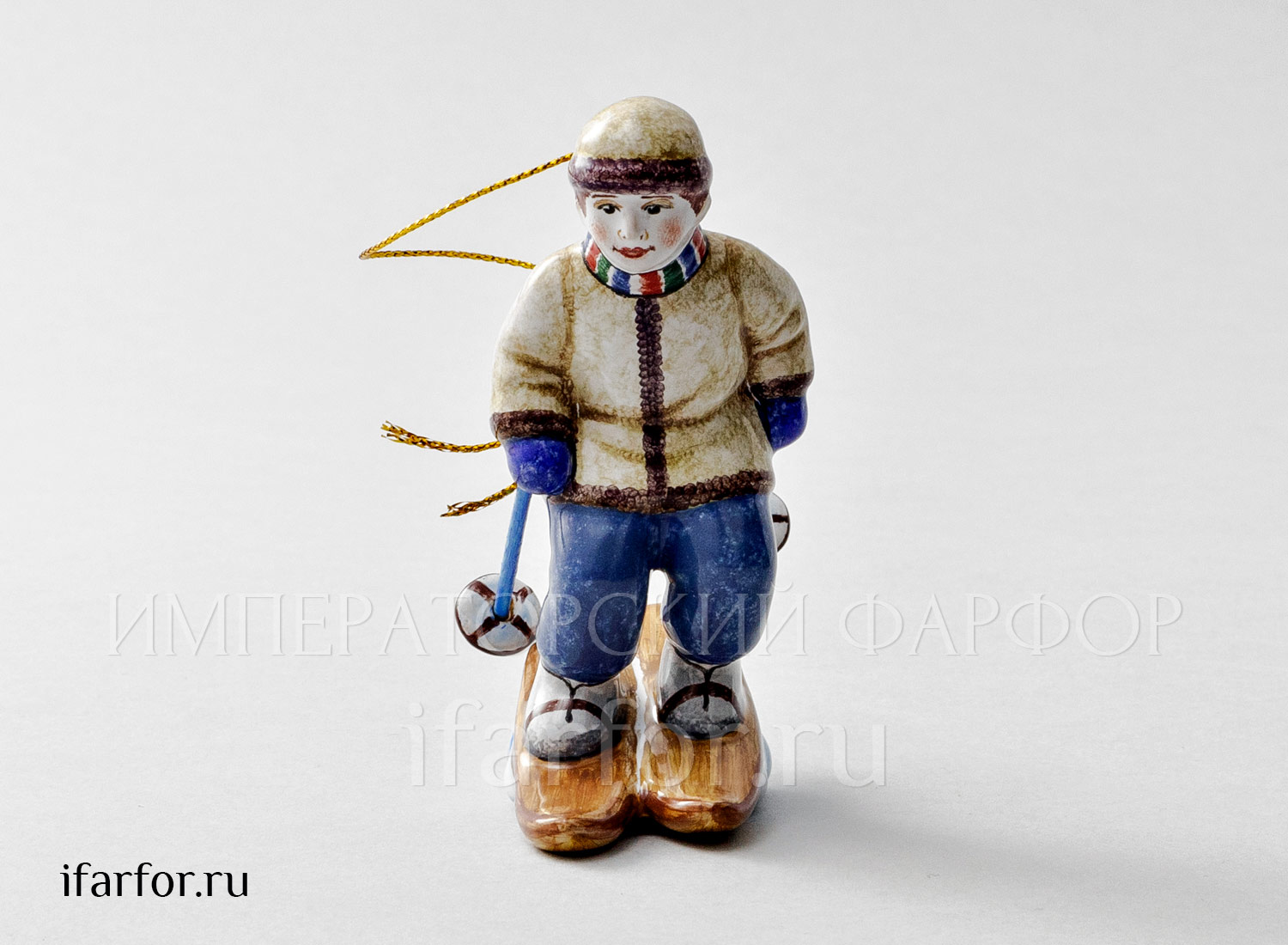 Елочная игрушка «Маленький лыжник» Форма: Маленький лыжник. Майолика. 65 x 95 мм.