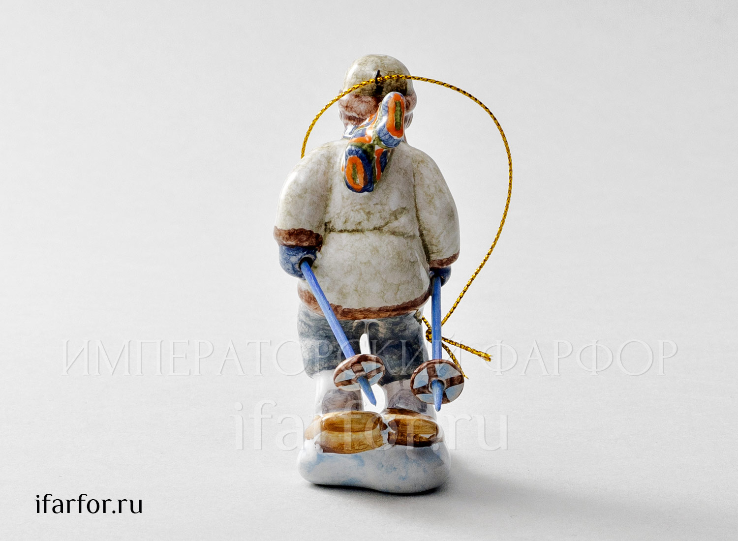 Елочная игрушка «Маленький лыжник» Форма: Маленький лыжник. Майолика. 40 x 100 мм.