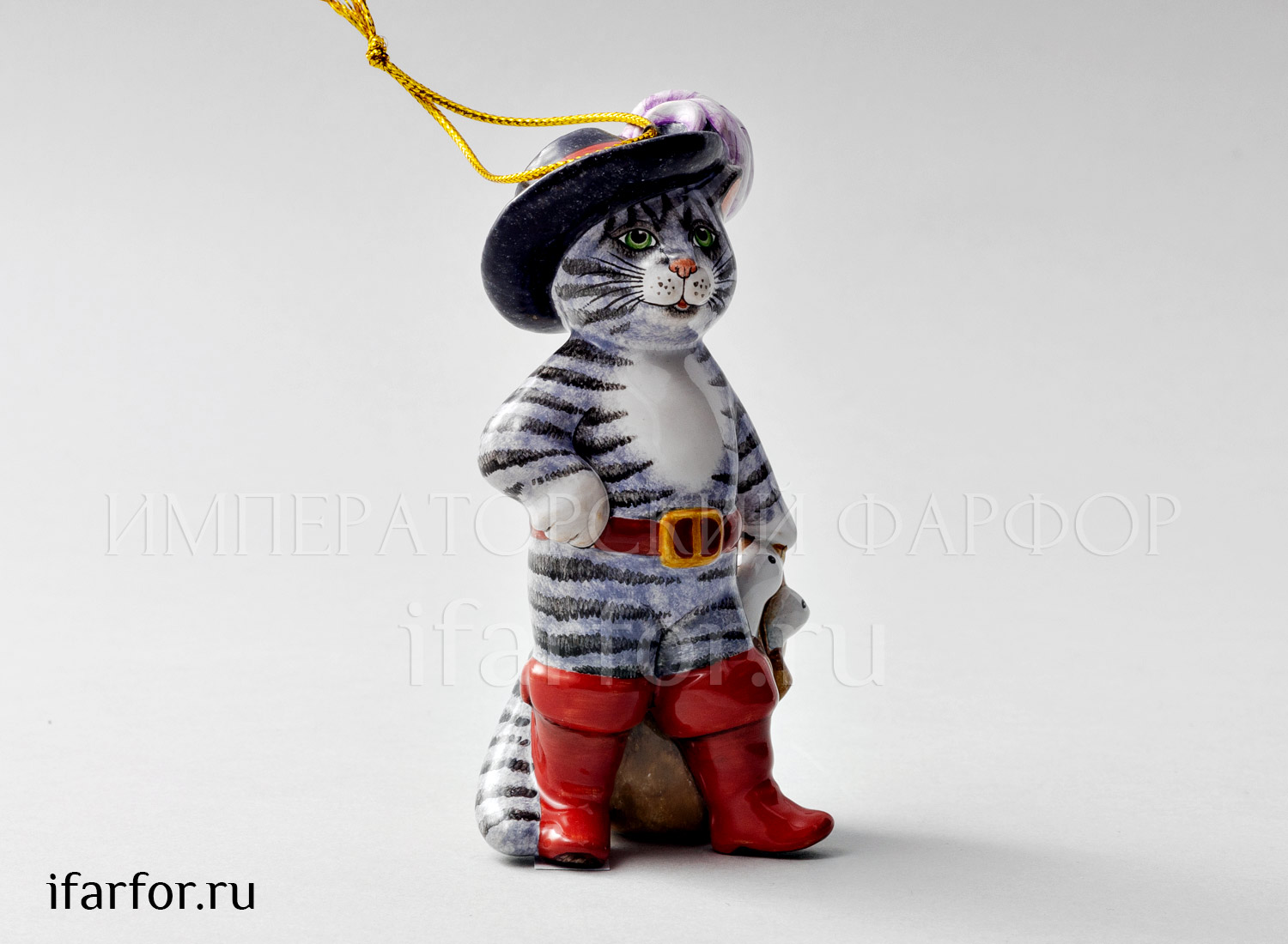 Елочная игрушка «Кот в сапогах» Форма: Кот в сапогах. Майолика. 70 x 120 мм.