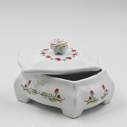 Шкатулка «с розой» Фарфор