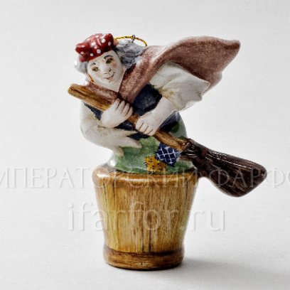 Елочная игрушка «Баба-Яга» Форма: Баба-Яга. Майолика. 85 x 100 мм.