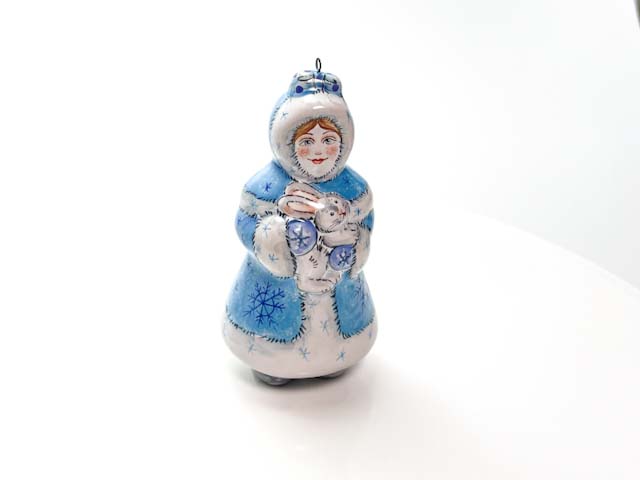 Елочная игрушка «Снегурочка» Форма: Снегурочка. Майолика. 45 x 53 x 102 мм.